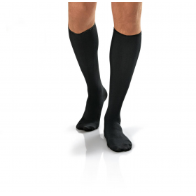 Medicininės kompresinės kojinės kelionėms iki kelių, dengiančios pirštus, I (15-20 mmHg) kompresijos klasė, JOBST Travel Socks